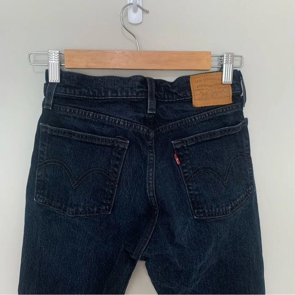 Levi's High Rise Button Fly Wedgie Fit Jean Premium Denim Size 24 - Picture 6 of 8